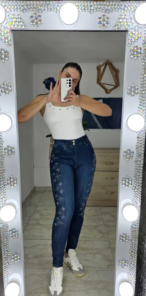 Jean mujer pierna 4590